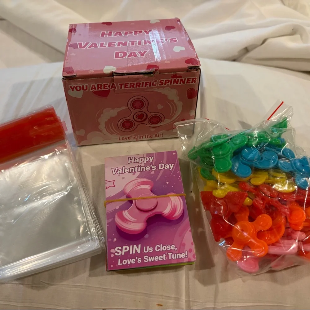 Valentine's Day Spinner Party Favors - Assorted Colors